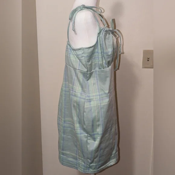 💲Tie Spaghetti Strap Dress - NWT Sizes 2X and 3X - Picture 6 of 11